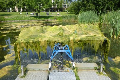 Räumgabel des Truxors Räumgabel des Truxors im Einsatz